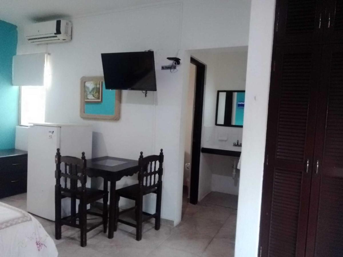 Hotel Acuario بلايا ديل كارمن المظهر الخارجي الصورة
