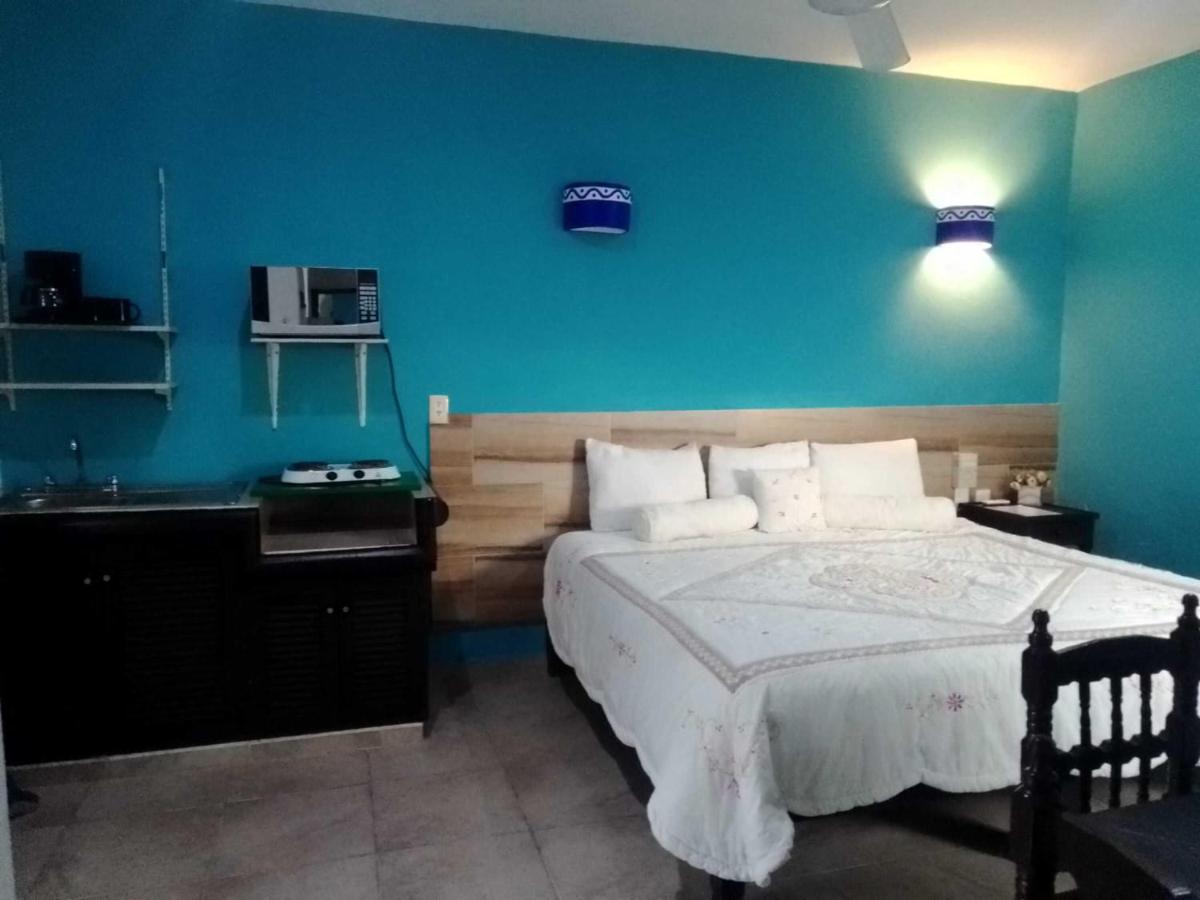 Hotel Acuario بلايا ديل كارمن الغرفة الصورة